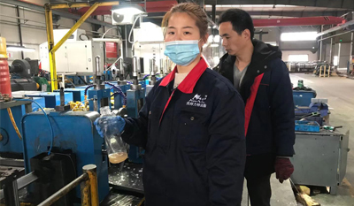 嘉兴钢材厂车间生产线